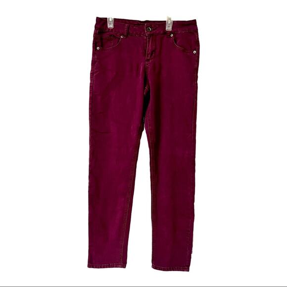 Rue21 Womens Jeans Size 9/10R Mid Rise Maroon Skinny Freedom Flex - Picture 1 of 4